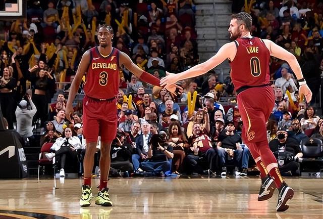 他提供了足 他提供了足