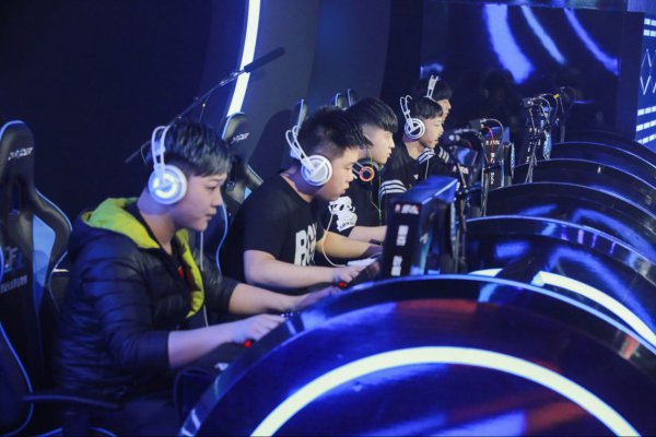 除合同并有 除合同并有