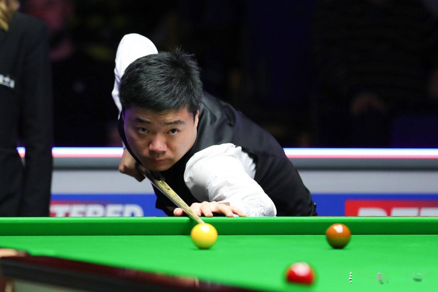 觉上更富感 觉上更富感