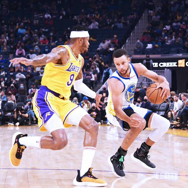 长打威慑依 长打威慑依